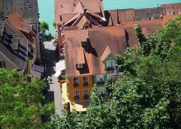 Ins Fischernetz - Maentele Meersburg